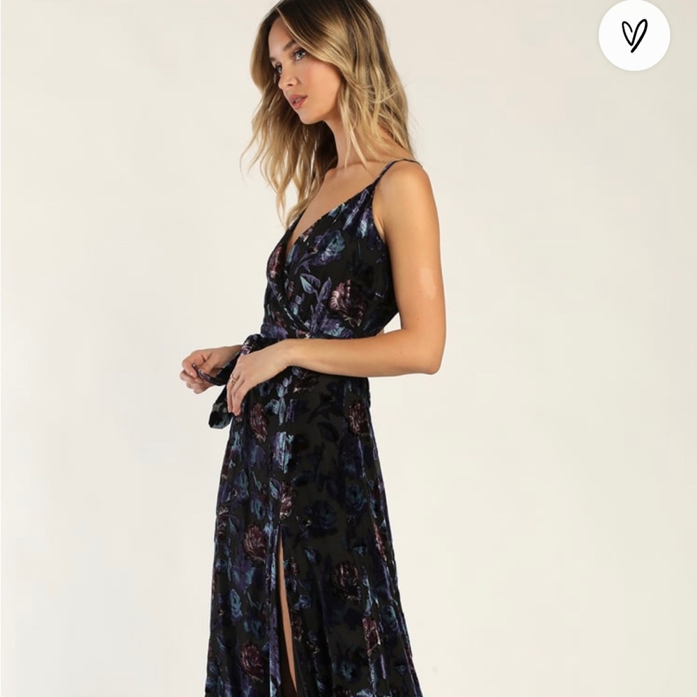 Lulus Pretty Companion Black Floral Velvet Burnout Maxi Dress size Medium